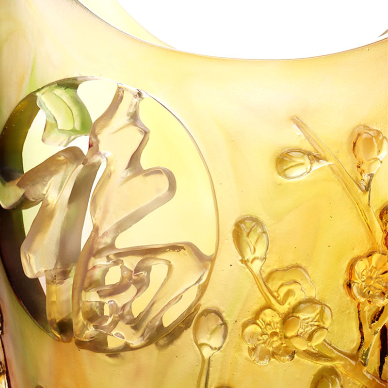 Hemdekorationer Plum blossom snidad design bärnstensglas vas