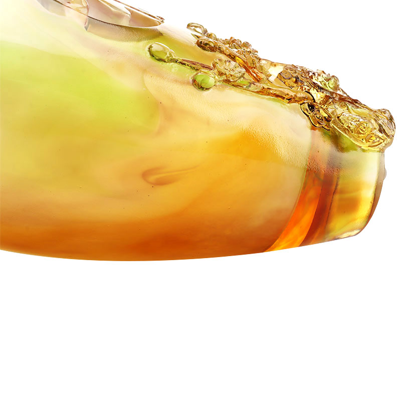 Hemdekorationer Plum blossom snidad design bärnstensglas vas