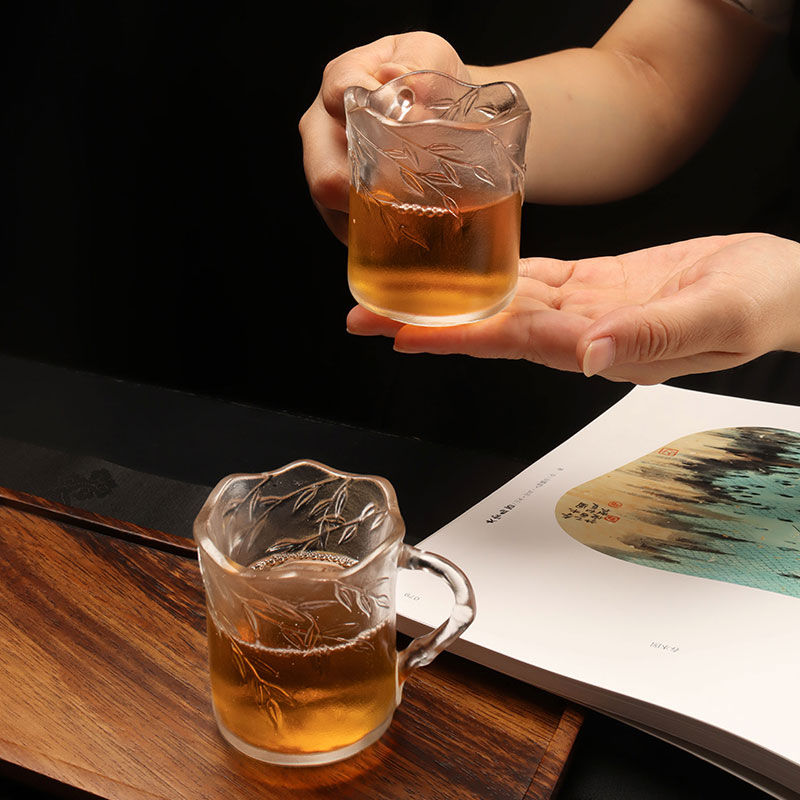 Bambu blad relief glaskoppar med handtag