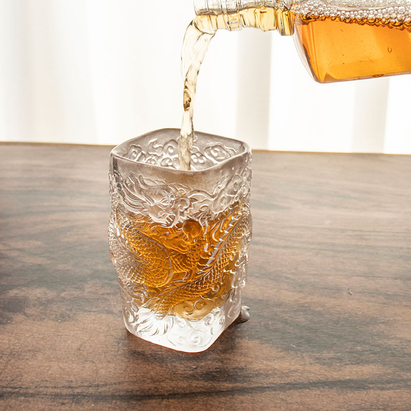 Antik Dragon relief glas vinkopp tekopp