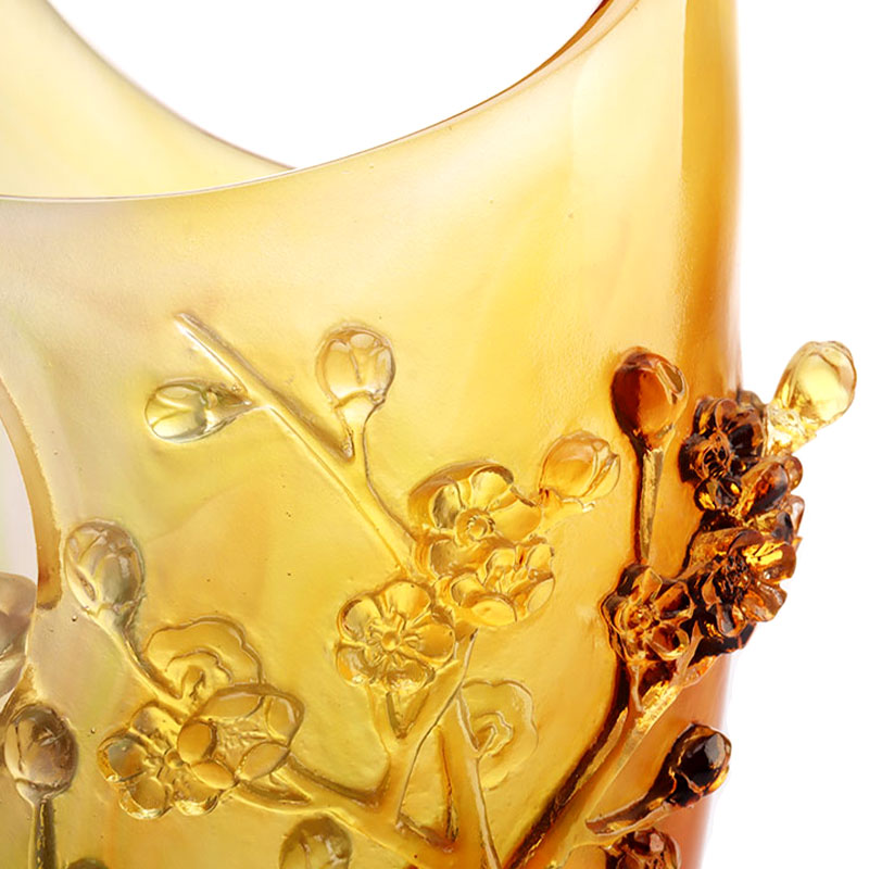 Hemdekorationer Plum blossom snidad design bärnstensglas vas