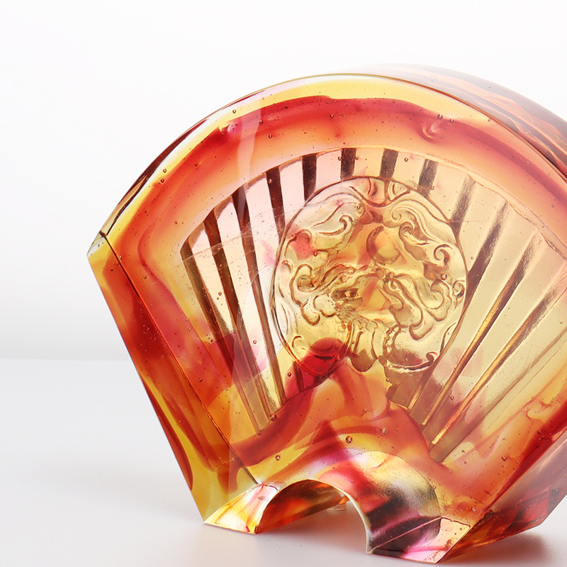 Kinesiska solfjäderformade prydnader i glaserat glas